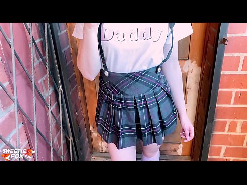 ❤️ Schoolgirl chuqur uning Dick so'radi va sinflar o'rniga fucks. ☑ Slutsda bizda ☑